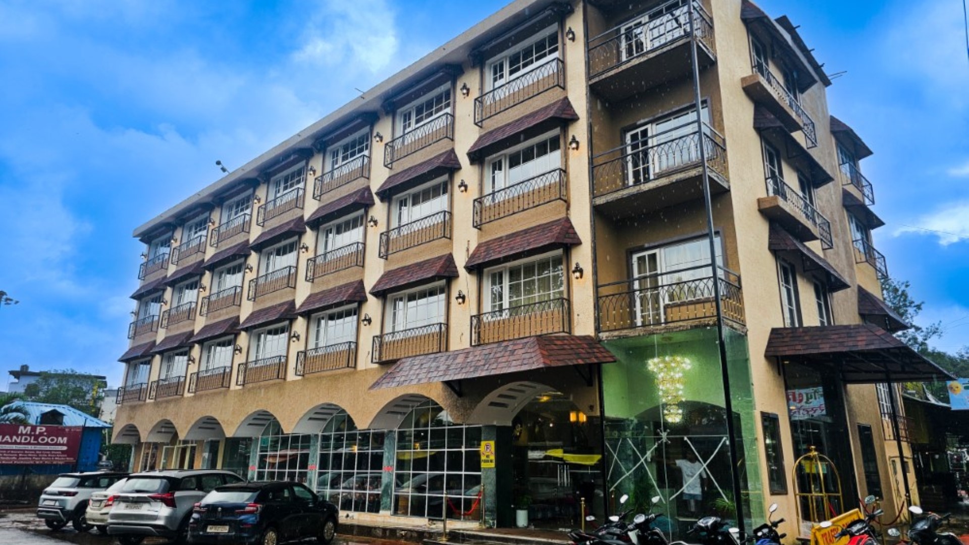 Hotel Indraprastha Luxuria